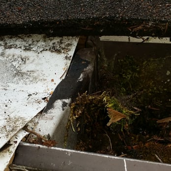 Roofing Specialists Northwest - Don't use them!! This is how they improperly flashed my house to my rear patio cover. Caused HUGE damage!! - Roofing Near Me Roofing Specialists Northwest - Don't use them!! This is how they improperly flashed my house to my rear patio cover. Caused HUGE damage!! - Roofing Near Me