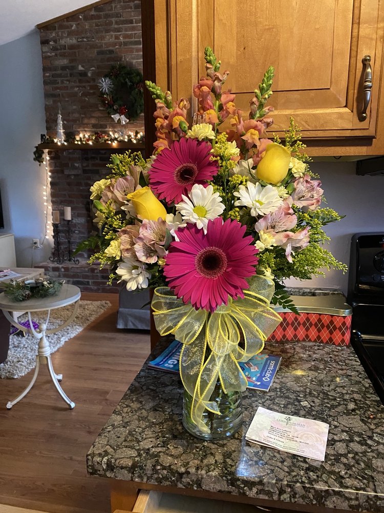 CHRIS PUHLMAN FLOWERS & GIFTS INC. Updated May 2024 84 Photos & 17