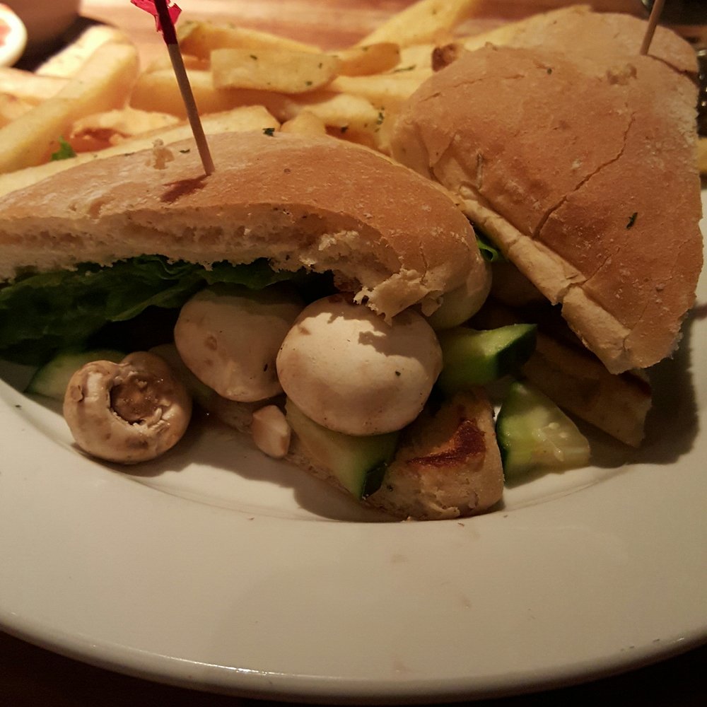 Cheddar's Scratch Kitchen - Custom veggie sandwich - Comfort Food Near Me - Omaha, Nebraska