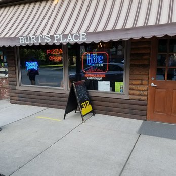 Burt's Place - Pizza Near Me - Morton Grove, Illinois