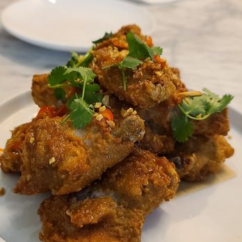 et al. - Calamansi Chicken Wings - Breakfast & Brunch Near Me - Honolulu, Hawaii et al. - Calamansi Chicken Wings - Breakfast & Brunch Near Me - Honolulu, Hawaii