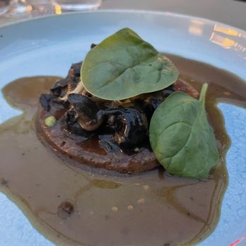 Bateaux Parisiens - Thin-crusted snail tart - French Near Me - Paris, 75