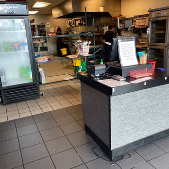 Pizza Hut - Basically the entire operation - Pizza Near Me - Baker, Louisiana Pizza Hut - Basically the entire operation - Pizza Near Me - Baker, Louisiana