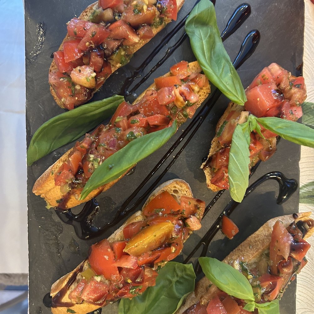 La Cucina - Bruschetta - Italian Near Me - Nice, 06 La Cucina - Bruschetta - Italian Near Me - Nice, 06