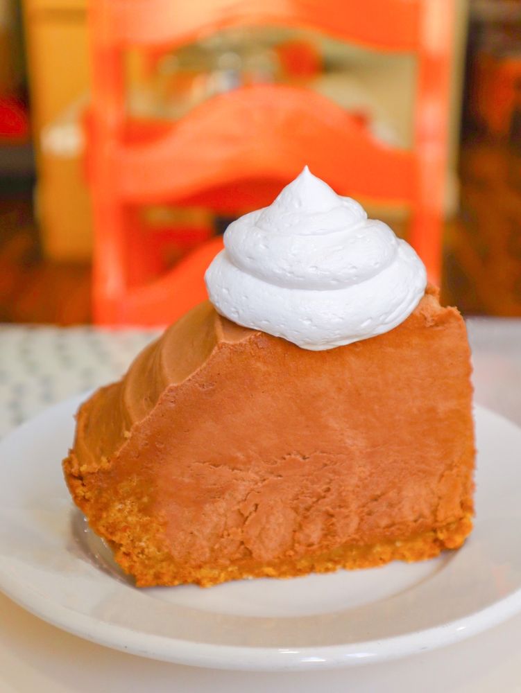 THE BREAD BOX Updated July 2024 727 Photos & 422 Reviews 555 W