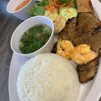 District 7 Pho - Pork chops were actually smaller - Vietnamese Near Me - Las Vegas, Nevada