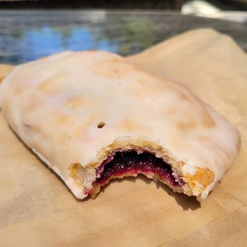 Pop Pie - Lemon Custard & Mixed Berry Hand Pie - Desserts Near Me - San Diego, California Pop Pie - Lemon Custard & Mixed Berry Hand Pie - Desserts Near Me - San Diego, California