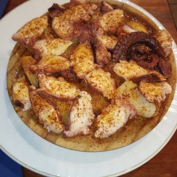Casa Fernando - Pulpo fuera de carta (18 €) - Tabernas Near Me - Madrid, M