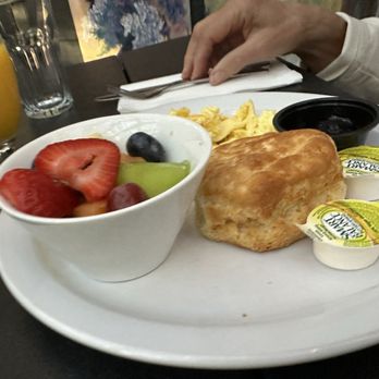 Wanda's Cafe + Bakery - Simple 2 egg breakfast - Bakeries Near Me - Nehalem, Oregon