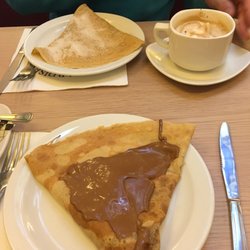 Aux Mignardises - Crêpe sucre, crêpe pâte de noisette maison (excellente !), cappuccino