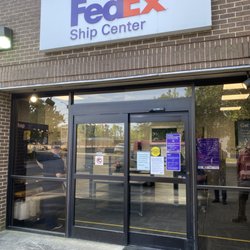 FedEx Ship Center