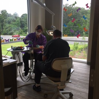 Smileworks - The private one on one room . Where the children need extra works . I there's like 4-5 private rooms . Love the window view . (Dr.Long) - Pediatric Dentists Near Me - Tallahassee, Florida