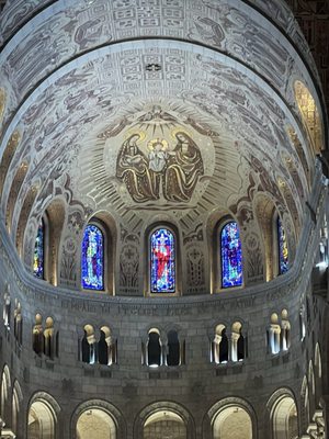 Sanctuaire Sainte-Anne-de-Beaupré by null
