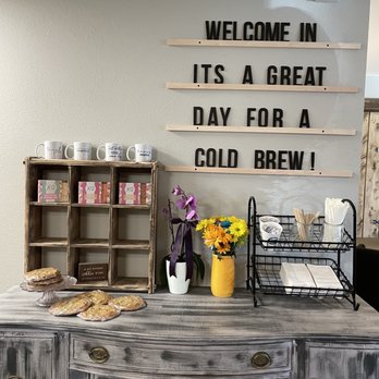 Millys - Coffee bar - Desserts Near Me - Aurora, Colorado