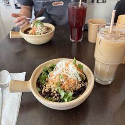 Salmon black rice