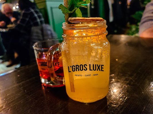 L'Gros Luxe Plateau by null