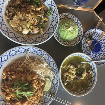Pineapple Thai - Thai Near Me - Cupertino, California