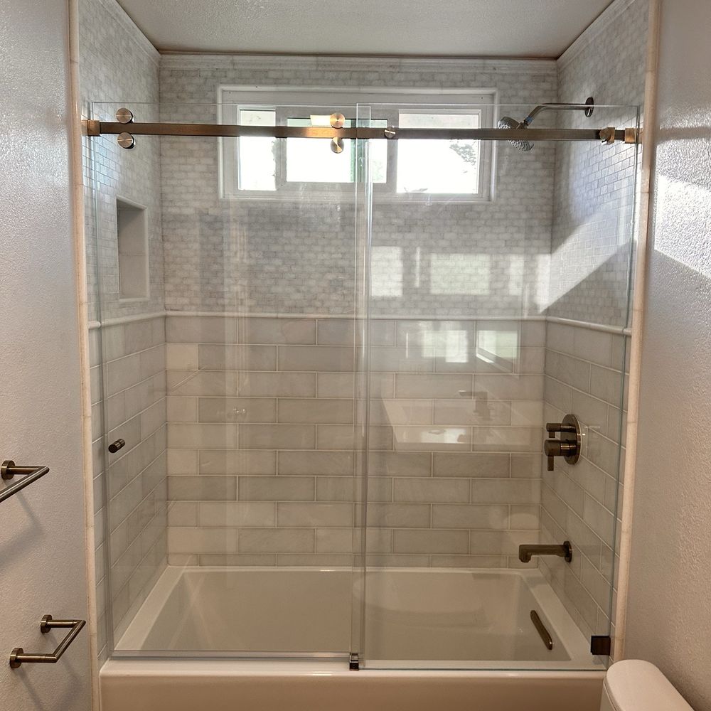 E Clear Wall Shower - Shower doors - Glass & Mirrors Near Me - colma, California