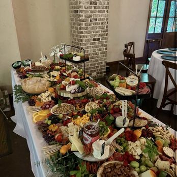 YaYaYum Boards - Cheese Shops Near Me - Grapevine, Texas