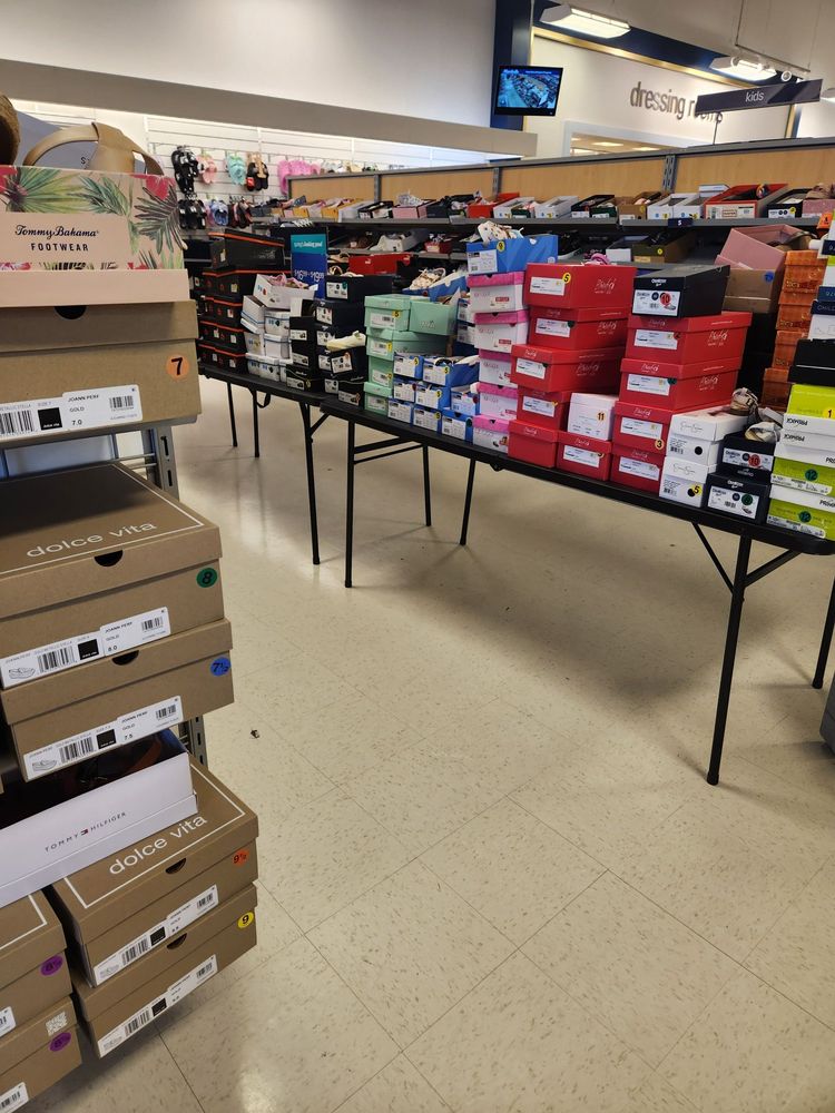 MARSHALLS Updated November 2024 18 Photos & 10 Reviews 1583B New