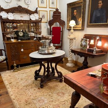 Fox And Hound Antiques - Antiques Near Me - Webster groves , Missouri Fox And Hound Antiques - Antiques Near Me - Webster groves , Missouri