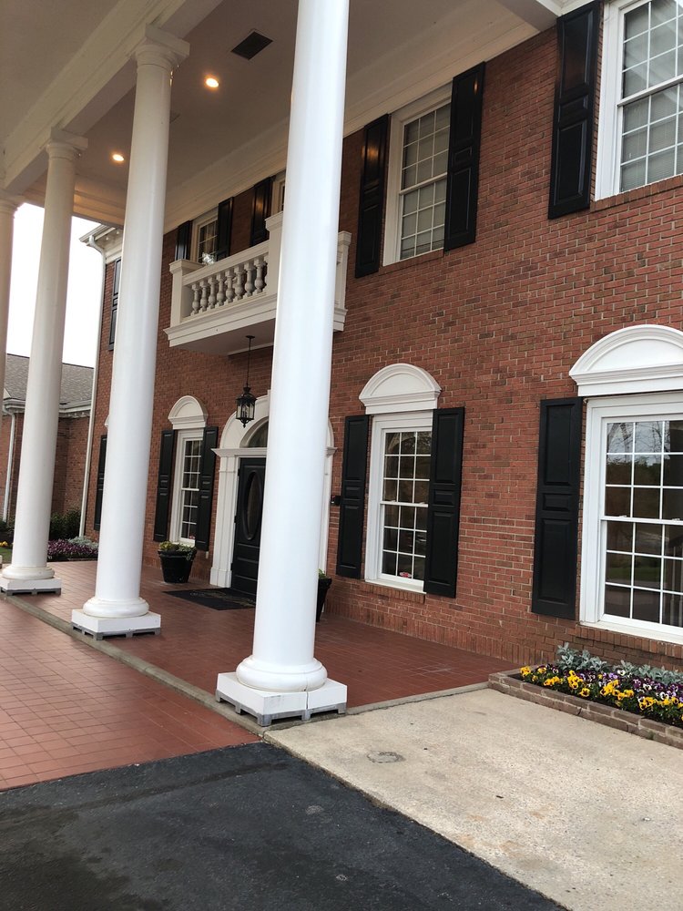 HOLLY TREE COUNTRY CLUB Updated September 2024 500 Golf Club Dr