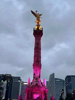 The Angel of Independence by null