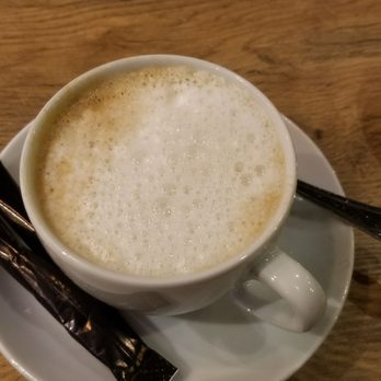 Leonardo - Perfect after dinner cappuccino - International Near Me - Unterhaching, BY
