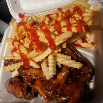 American Deli - chicken wings and fries in a styrofoam container - Chicken Wings Near Me - Lawrenceville, Georgia American Deli - chicken wings and fries in a styrofoam container - Chicken Wings Near Me - Lawrenceville, Georgia