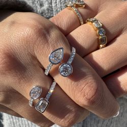 London Gold - Bezel set diamond rings