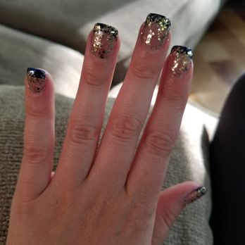 Tina Tran Nail Spa - Beautifully done full set.. love it! - Nail Salons Near Me - Salem, New Hampshire