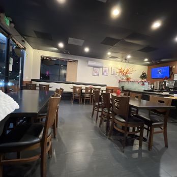 NOODLEMii - Clean and quiet. - Chinese Near Me - Diamond Bar, California