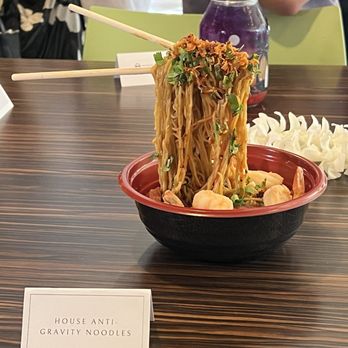206 BCE - House Anti-Gravity Noodles - Seafood Near Me - Honolulu, Hawaii