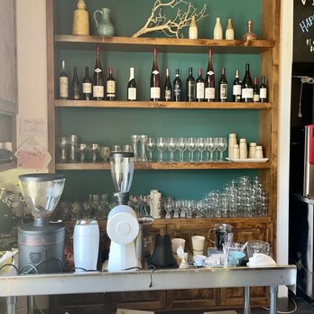 Golden Line Coffee Bar - Interior decor - Coffee & Tea Near Me - Santa Barbara, California Golden Line Coffee Bar - Interior decor - Coffee & Tea Near Me - Santa Barbara, California
