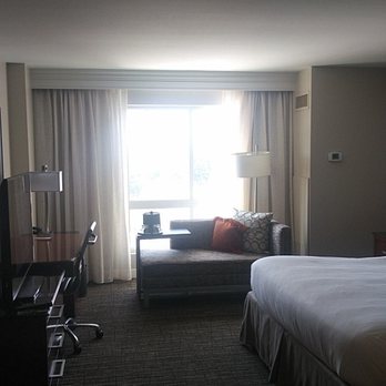 Macon Marriott City Center - Spacious - Hotels Near Me - Macon, Georgia