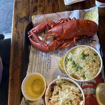 Gilbert's Chowder House - Lobster dinner - Seafood Near Me - Portland, Maine Gilbert's Chowder House - Lobster dinner - Seafood Near Me - Portland, Maine