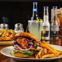 The Back 9 Sports Bar & Grill