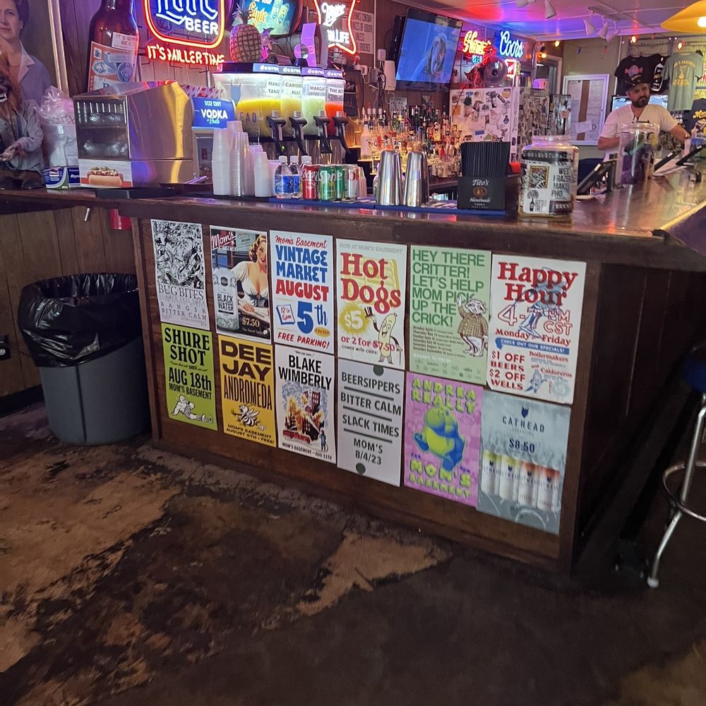 Mom's Basement - Bars Near Me - Birmingham, Alabama