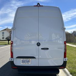 Cargo zoom - Moving van