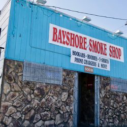 Bayshore Smoke Shop - Needed 420 Friendly Gear ,Got Our Shop & Event Cooridnator 4 Bags Of Raw Glass Filters And A Whole Lotta Wraps! Thanks -SureFyre Collective