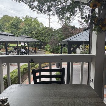 The Bee & the Biscuit - Porch and outdoor dining area - Breakfast & Brunch Near Me - Virginia Beach, Virginia