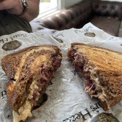 Kaiser's Deli & Market - Hot Pastami