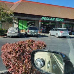Dollar Tree - Front of dollar store