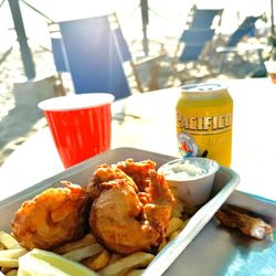 Perry's - Shrimp plate with fires and tarter sauce Pacifico