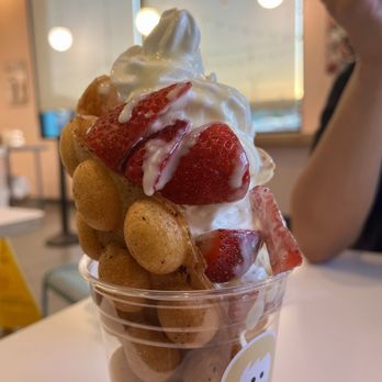Iceskimo - Strawberry Shortcake - Ice Cream & Frozen Yogurt Near Me - San Diego, California