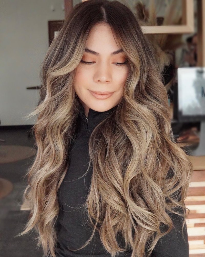 Modern Beige Salon Logo