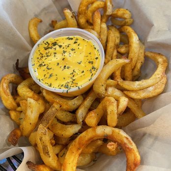 Muse Paintbar - Milford - Cheesy fries - Paint & Sip Near Me - Milford, Connecticut Muse Paintbar - Milford - Cheesy fries - Paint & Sip Near Me - Milford, Connecticut