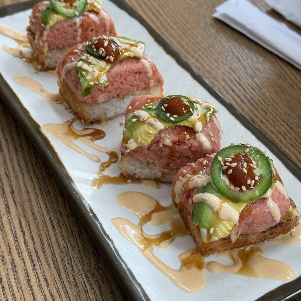 Yellow House Cafe - Spicy Tuna Crispy Rice $13 pretty solid! - Cafes Near Me - Northridge, California Yellow House Cafe - Spicy Tuna Crispy Rice $13 pretty solid! - Cafes Near Me - Northridge, California