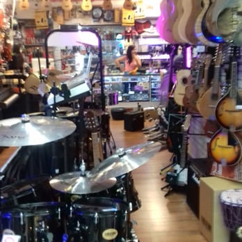 Quintana Rock - Musical Instruments & Teachers Near Me - Cancún, ROO