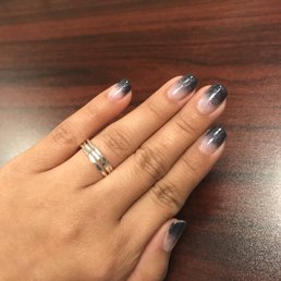 Mary did a great job on my ombré nails.